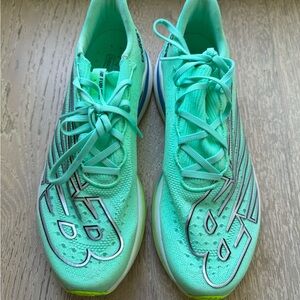 New Balance Fuel Cell SuperComp Elite V3